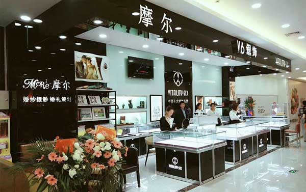 珠寶展柜定做設(shè)計(jì)參考四要素 珠寶展柜定做設(shè)計(jì)參考四要素