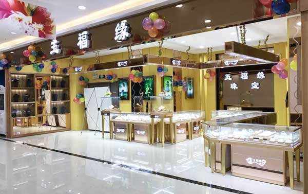怎么樣通過(guò)網(wǎng)絡(luò)篩選珠寶展柜廠(chǎng)家